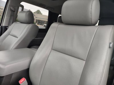 2017 Toyota Sequoia SR5 5.7L