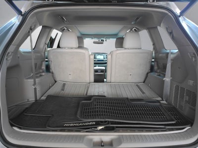 2016 Toyota Highlander Limited Platinum V6