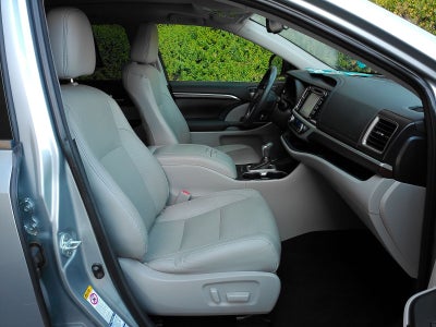 2016 Toyota Highlander Limited Platinum V6