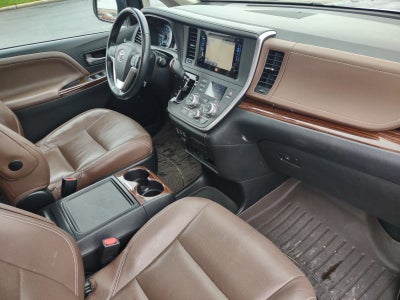2017 Toyota Sienna Limited Premium 7 Passenger