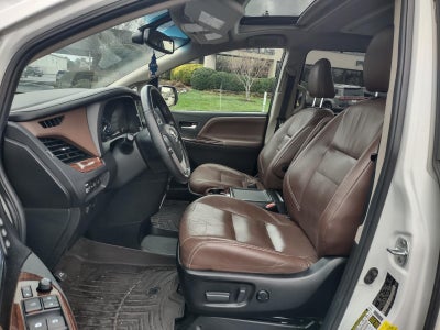 2017 Toyota Sienna Limited Premium 7 Passenger