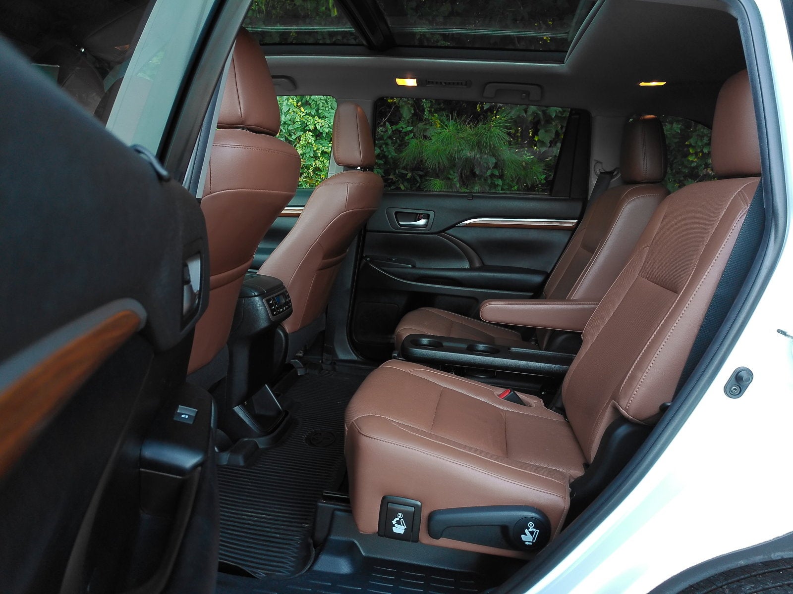 2019 Toyota Highlander Limited Platinum