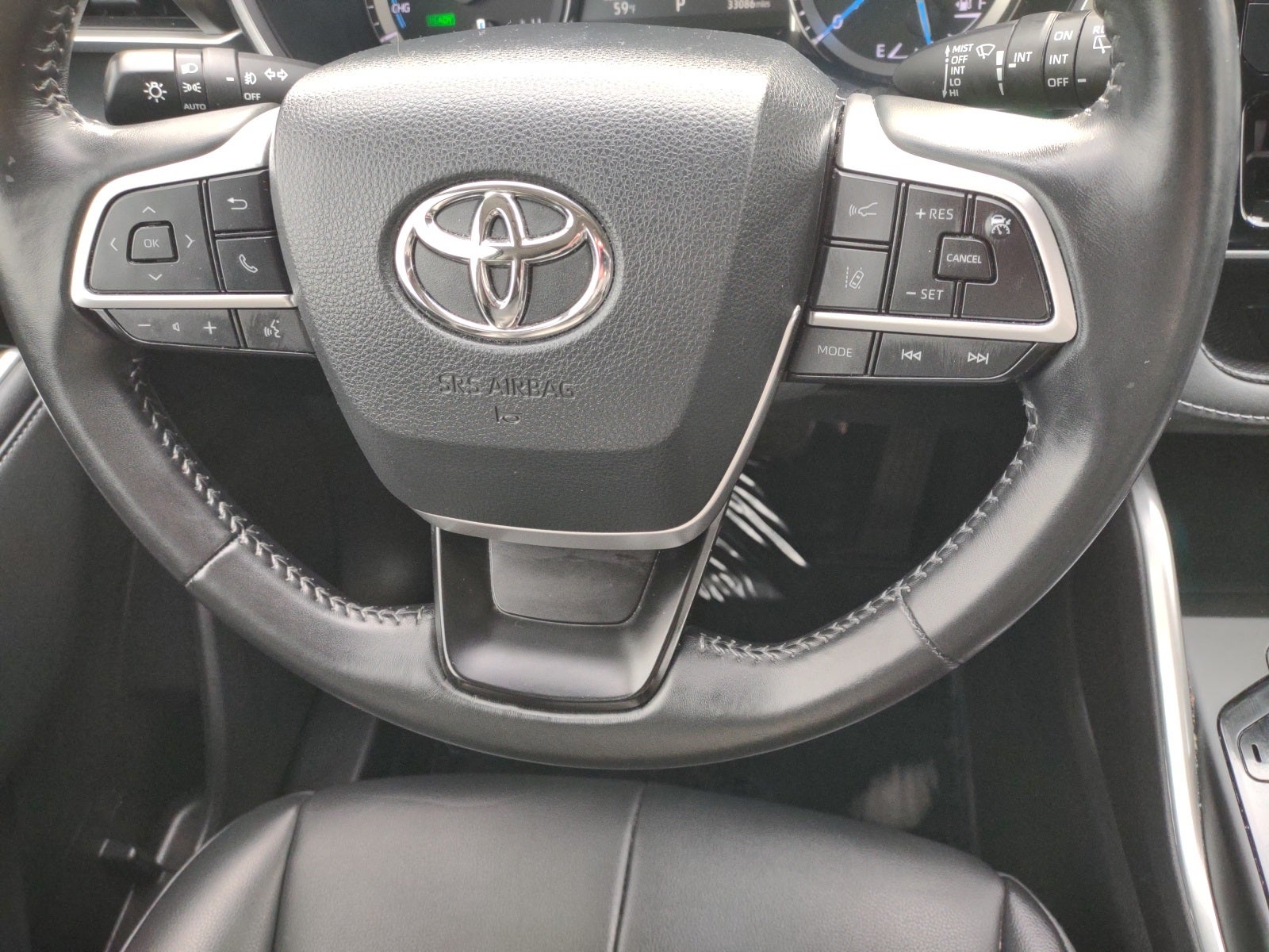 2022 Toyota Highlander Hybrid XLE