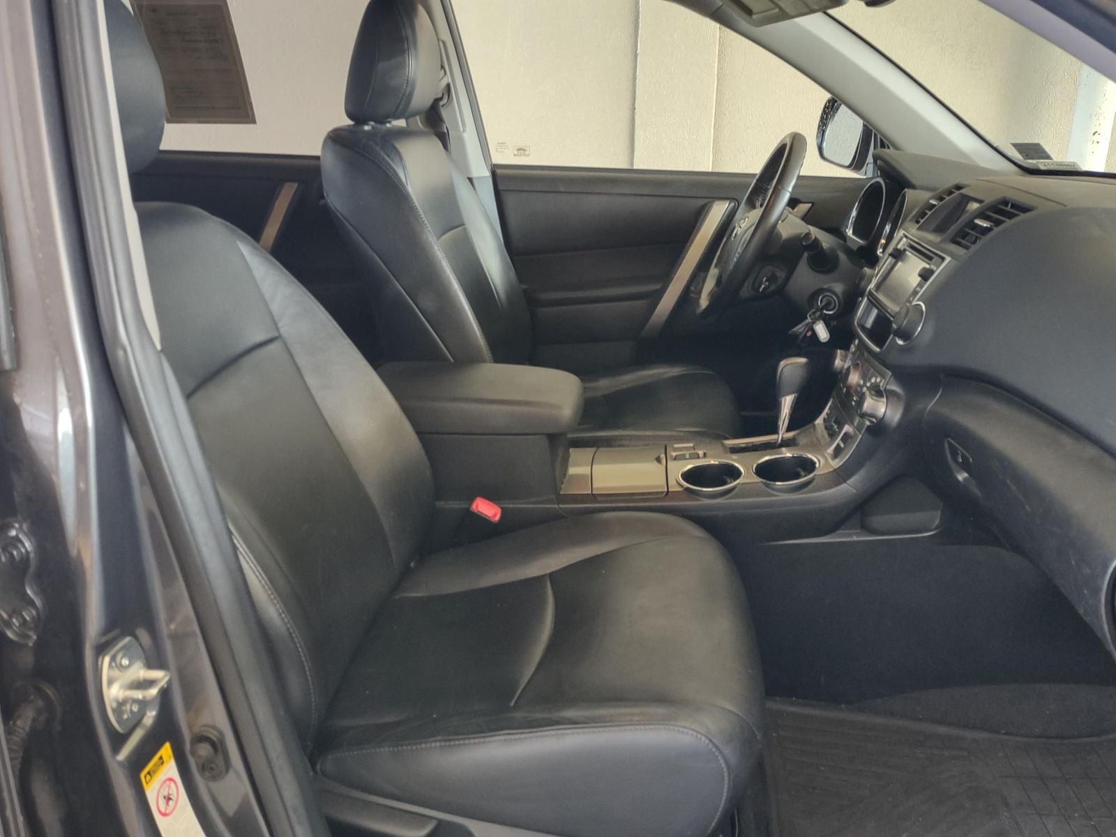 2013 Toyota Highlander SE