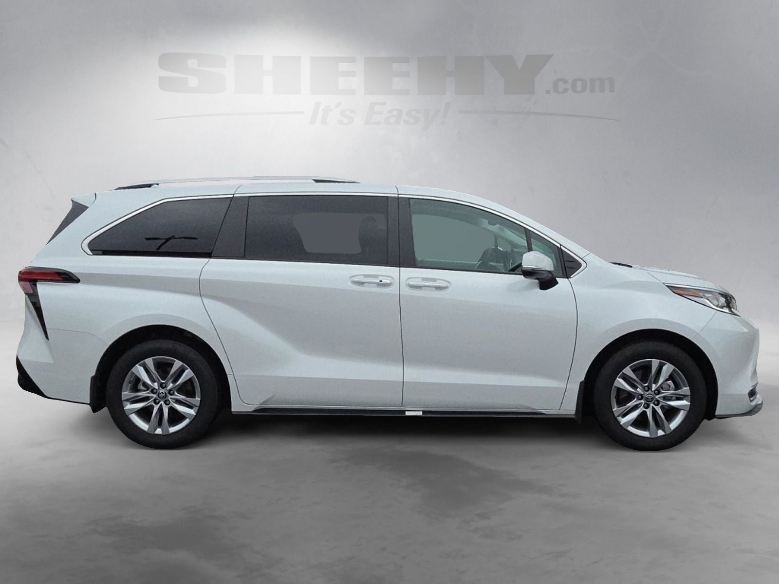 2024 Toyota Sienna Limited 7 Passenger