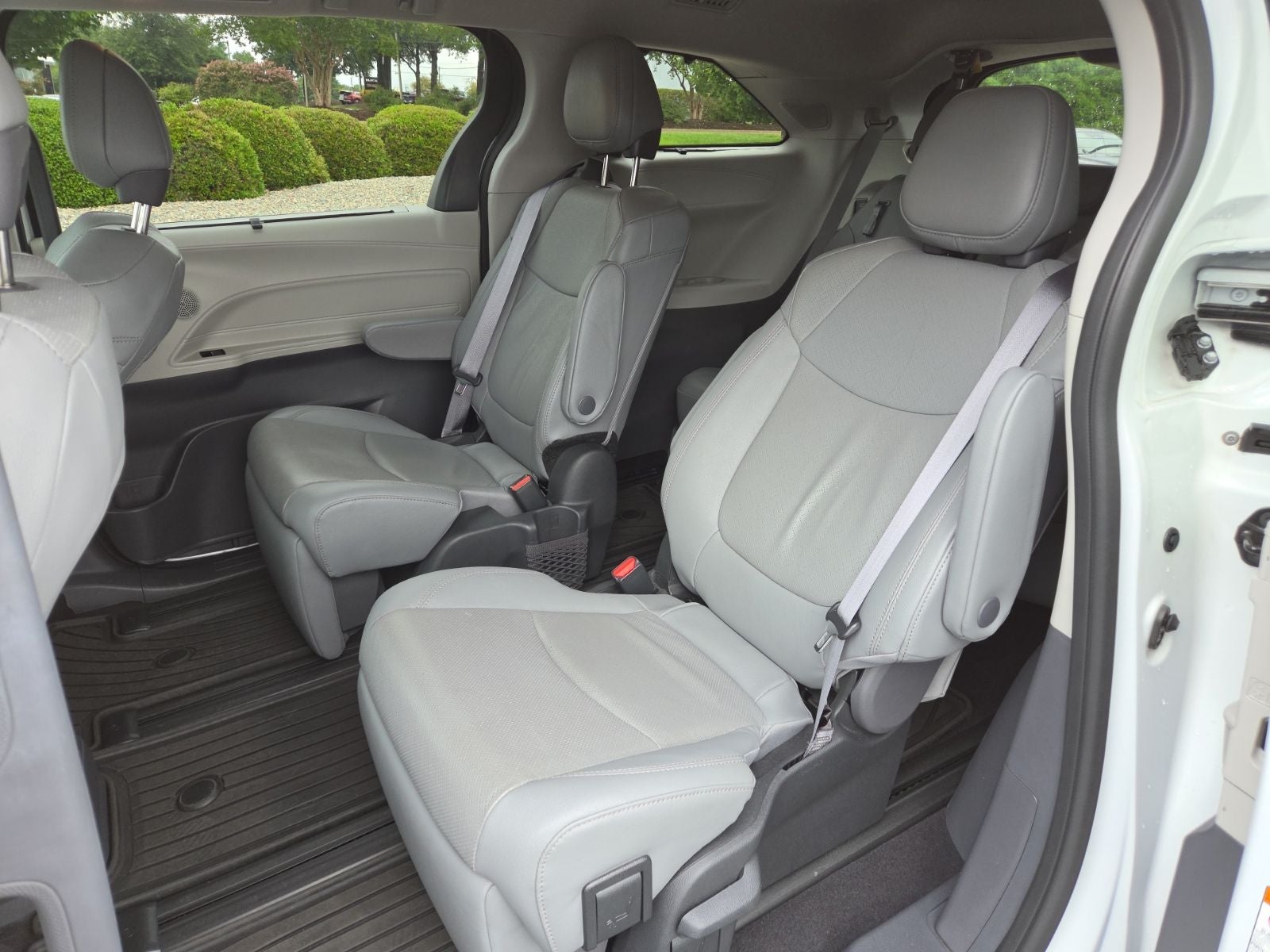 2024 Toyota Sienna Limited 7 Passenger