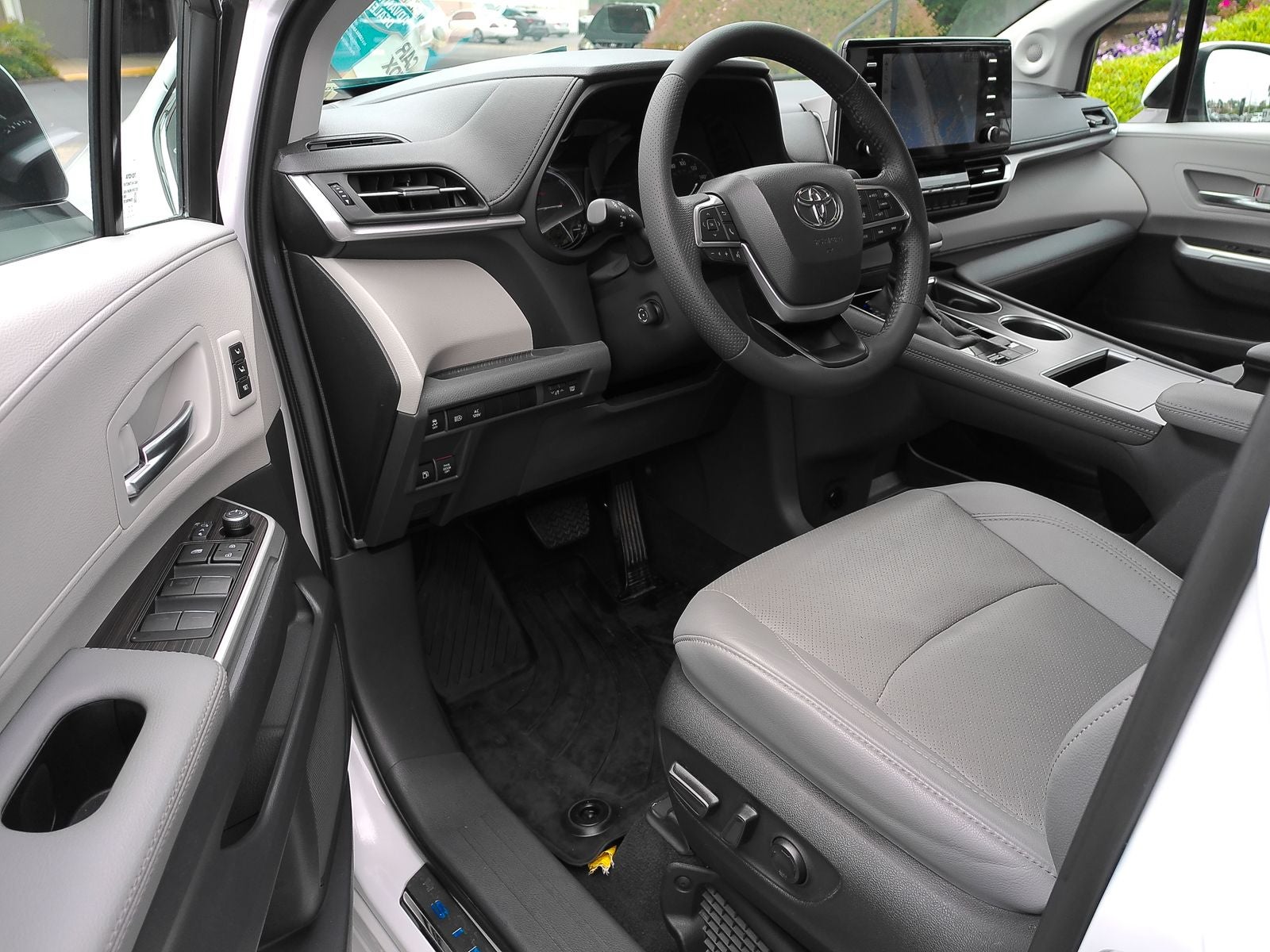 2024 Toyota Sienna Limited 7 Passenger