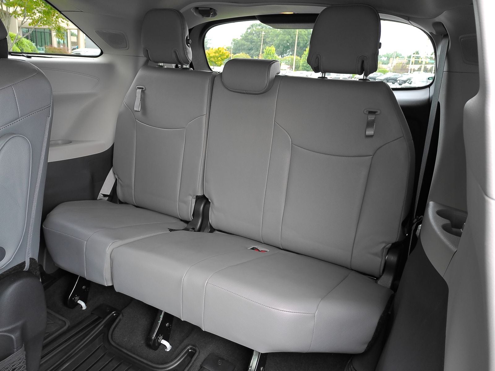 2024 Toyota Sienna Limited 7 Passenger