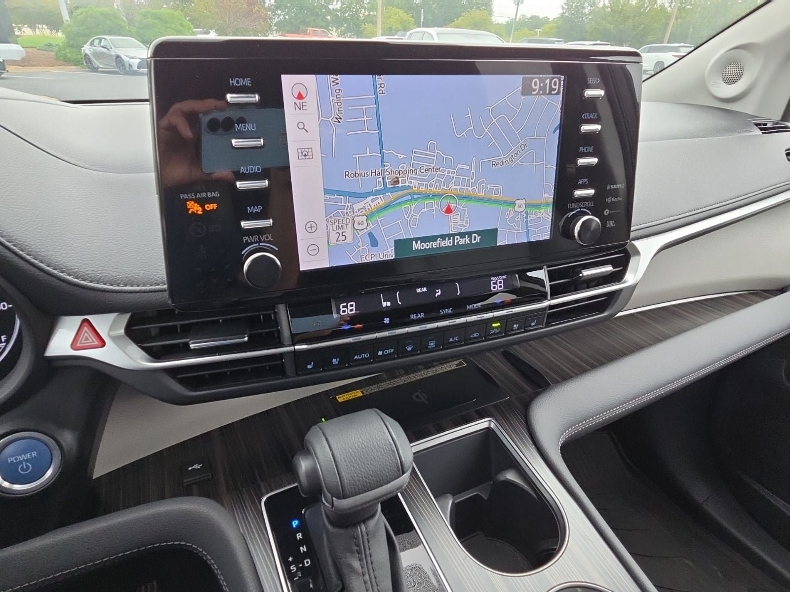 2024 Toyota Sienna Limited 7 Passenger