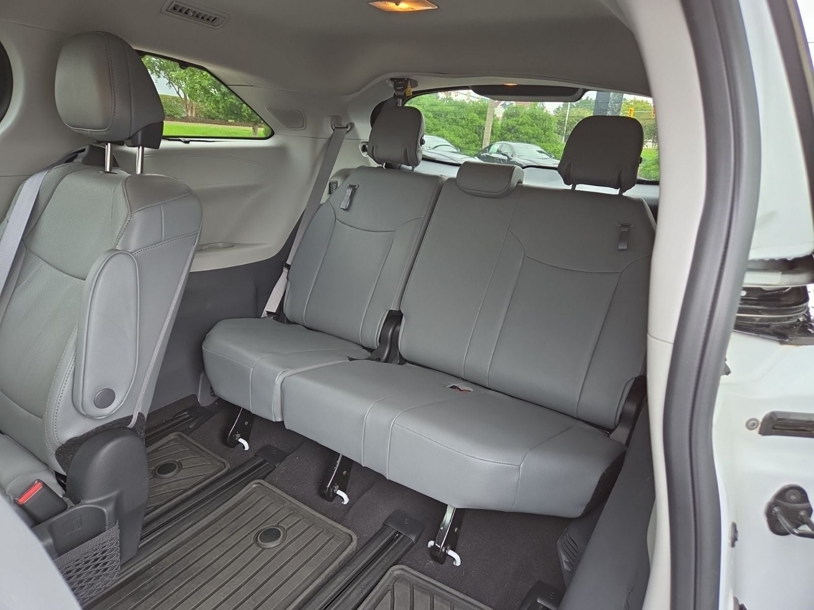 2024 Toyota Sienna Limited 7 Passenger