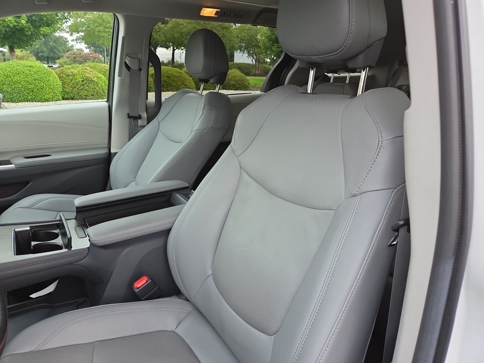 2024 Toyota Sienna Limited 7 Passenger