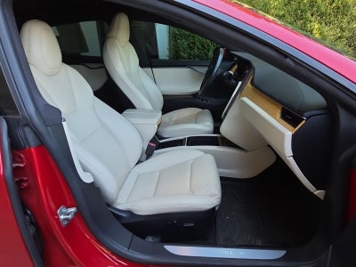 2020 Tesla Model S Long Range Plus
