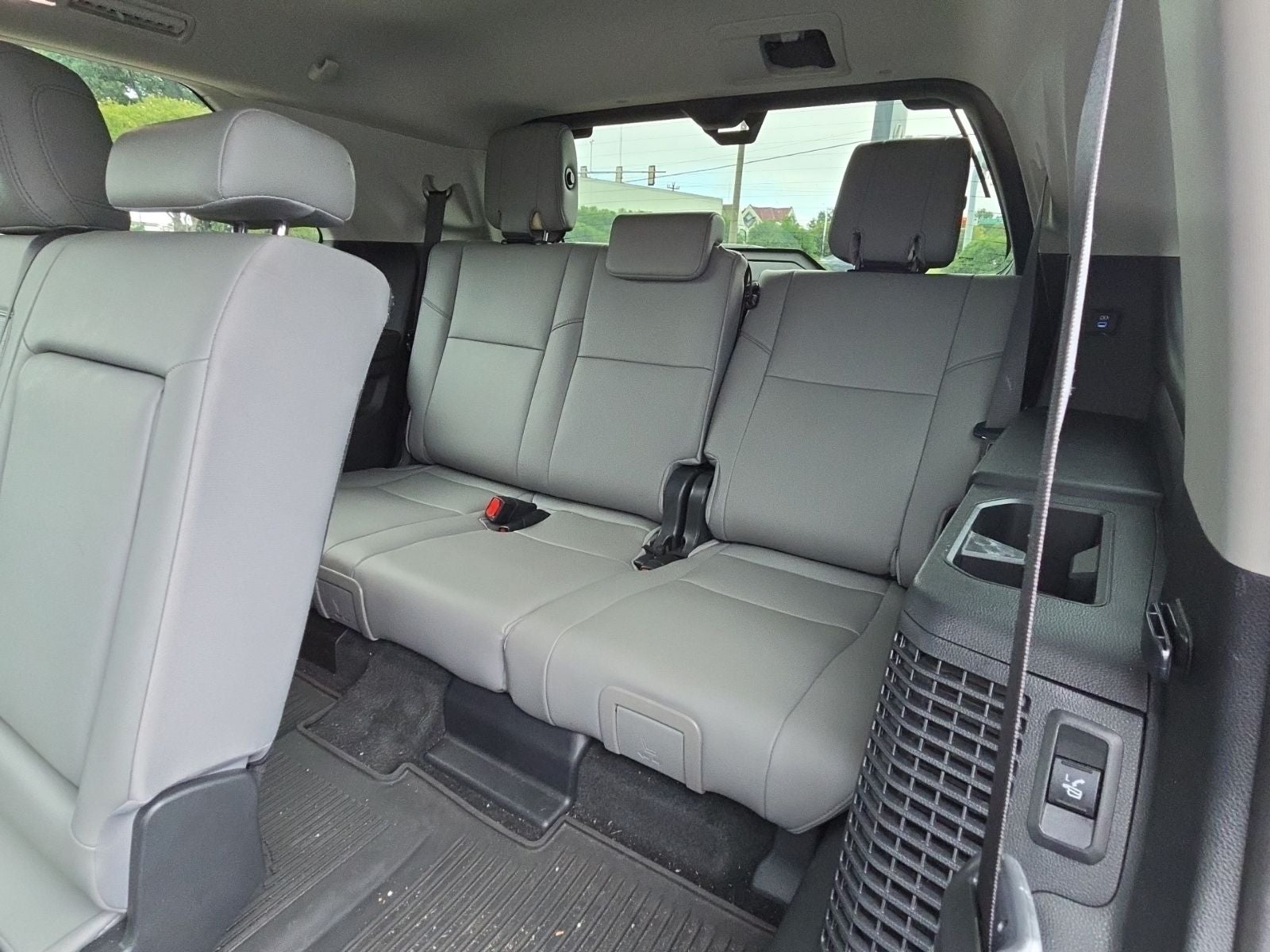 2024 Toyota Sequoia SR5