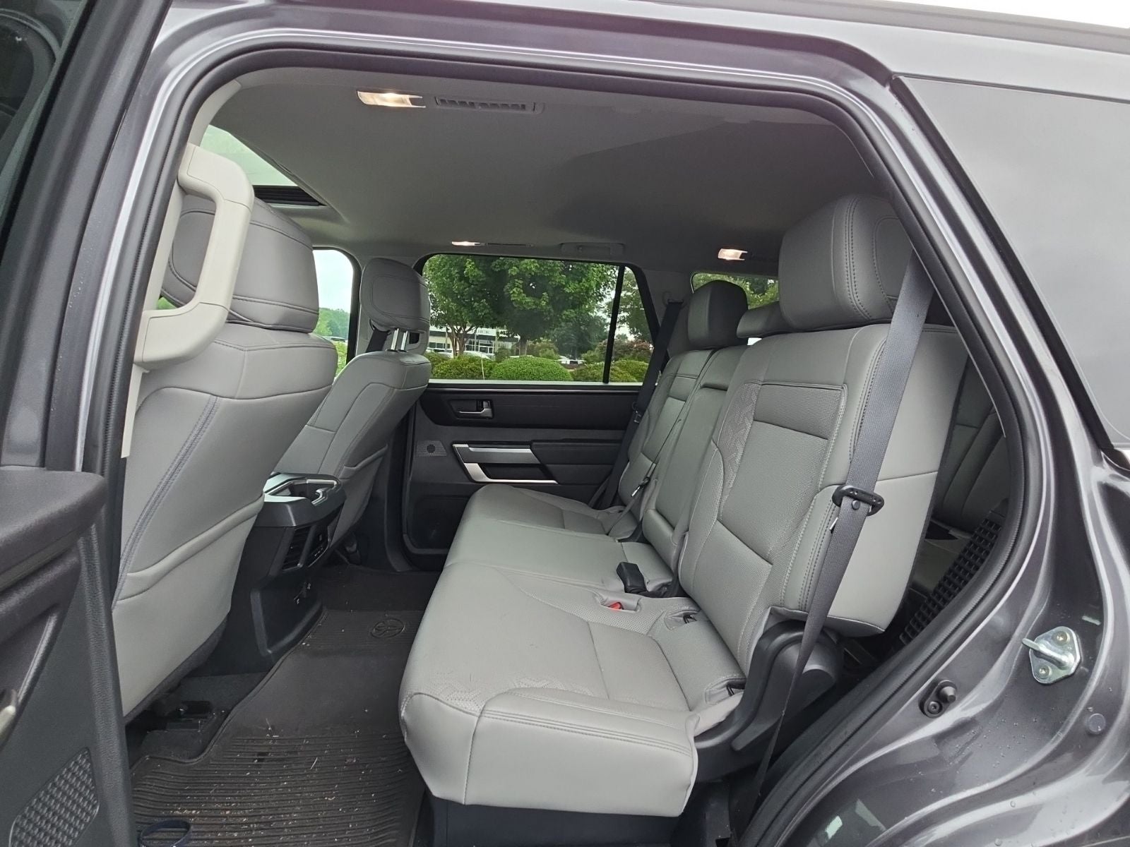 2024 Toyota Sequoia SR5