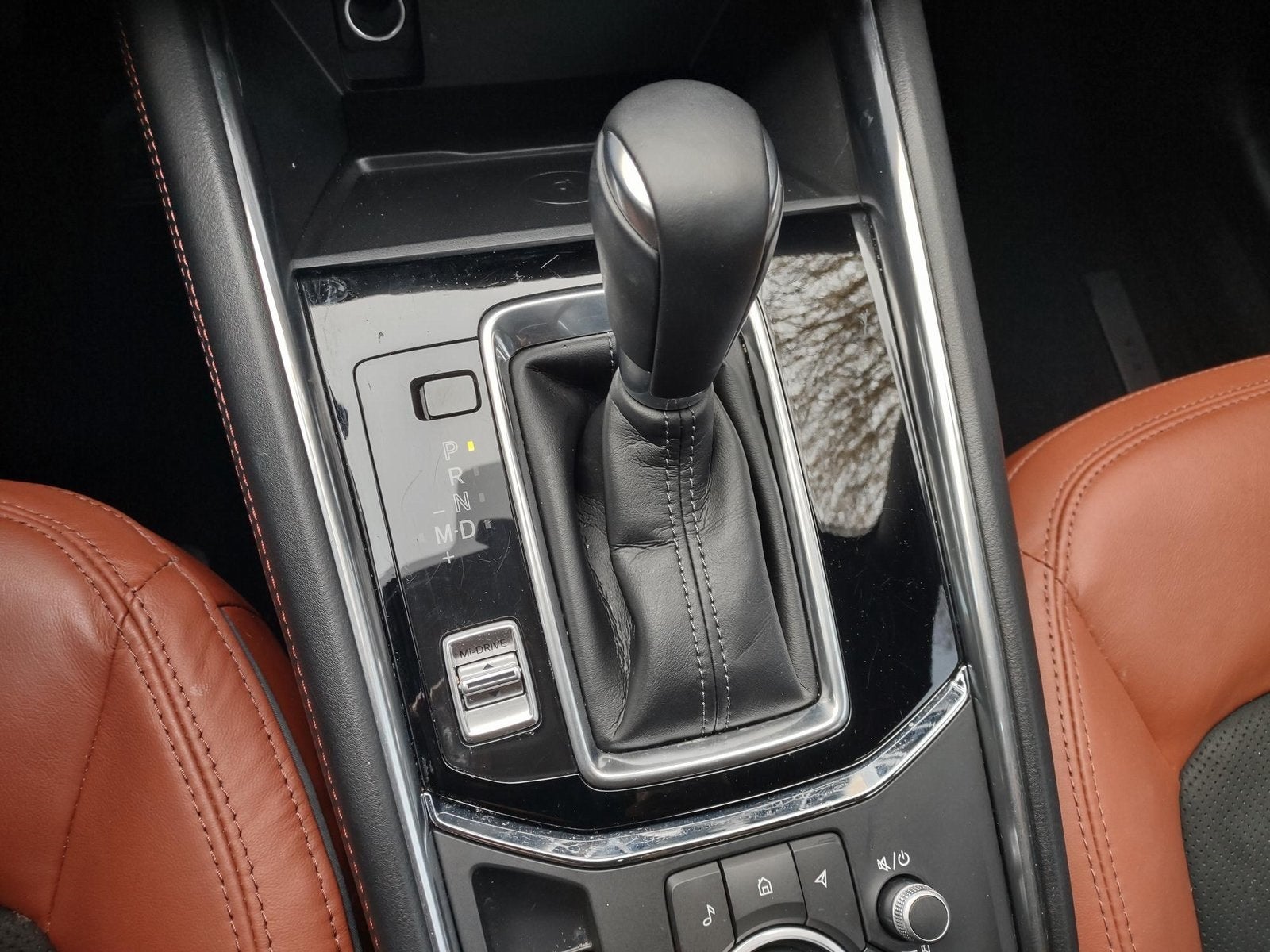 2024 Mazda Mazda CX-5 2.5 Carbon Turbo