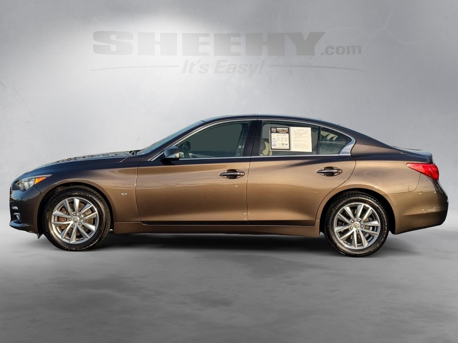 2015 INFINITI Q50 Premium