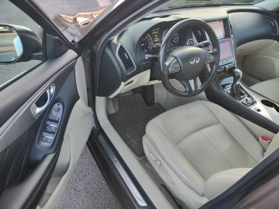 2015 INFINITI Q50 Premium