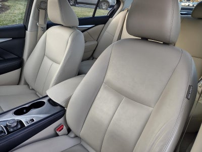 2015 INFINITI Q50 Premium