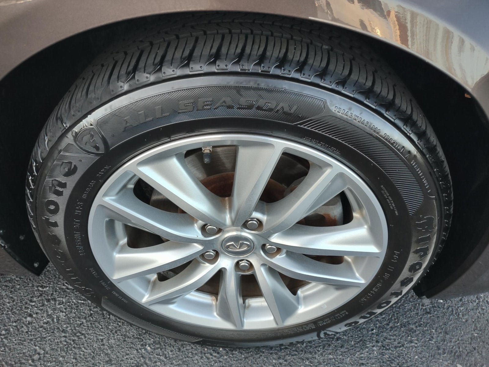 2015 INFINITI Q50 Premium