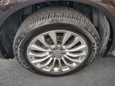 2016 INFINITI QX80 Base