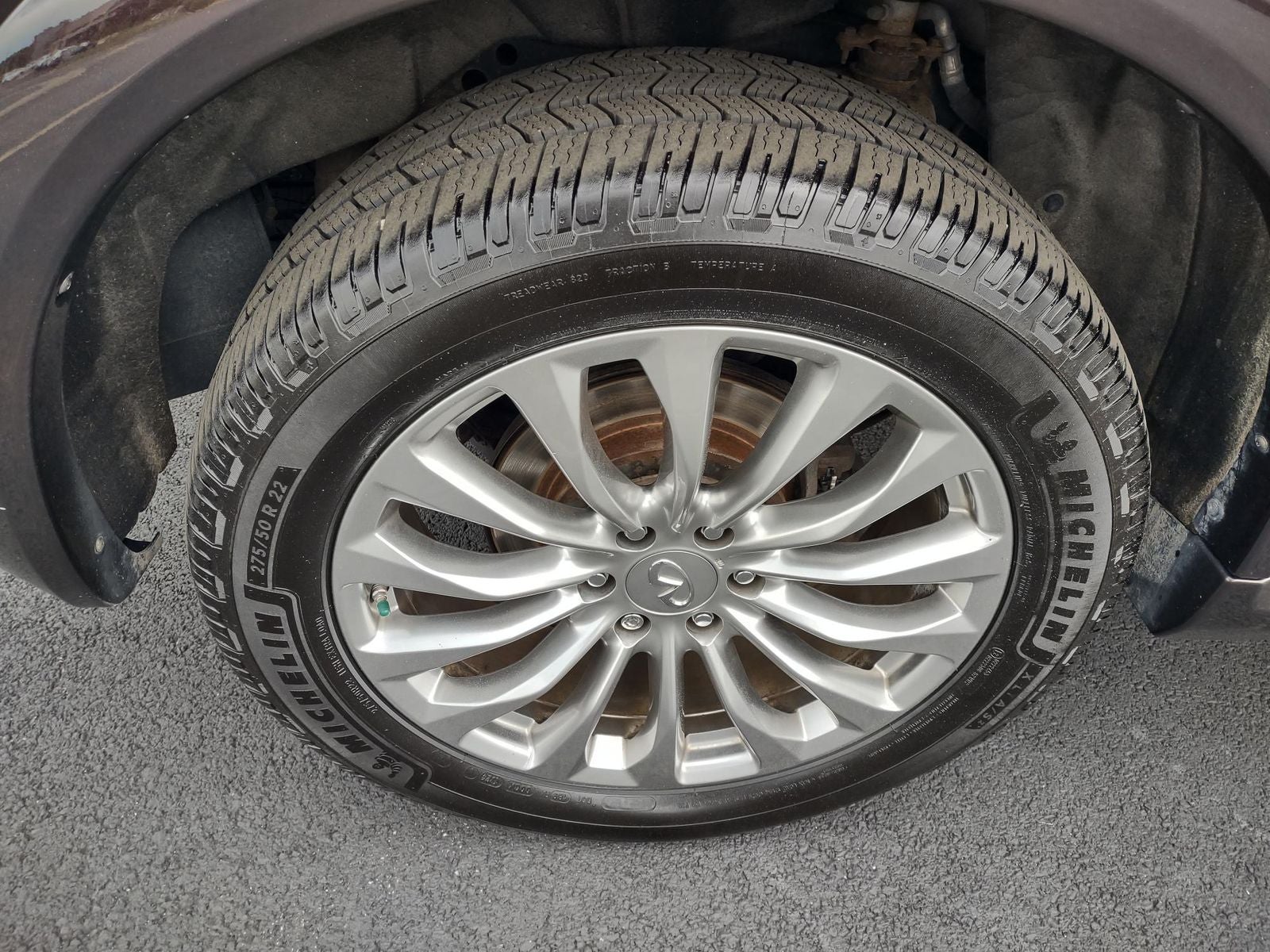 2016 INFINITI QX80 Base