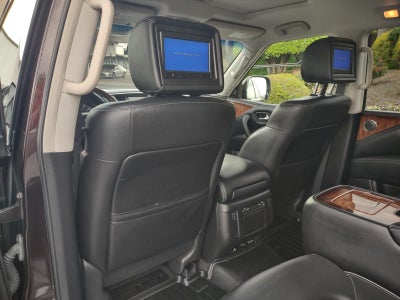 2016 INFINITI QX80 Base