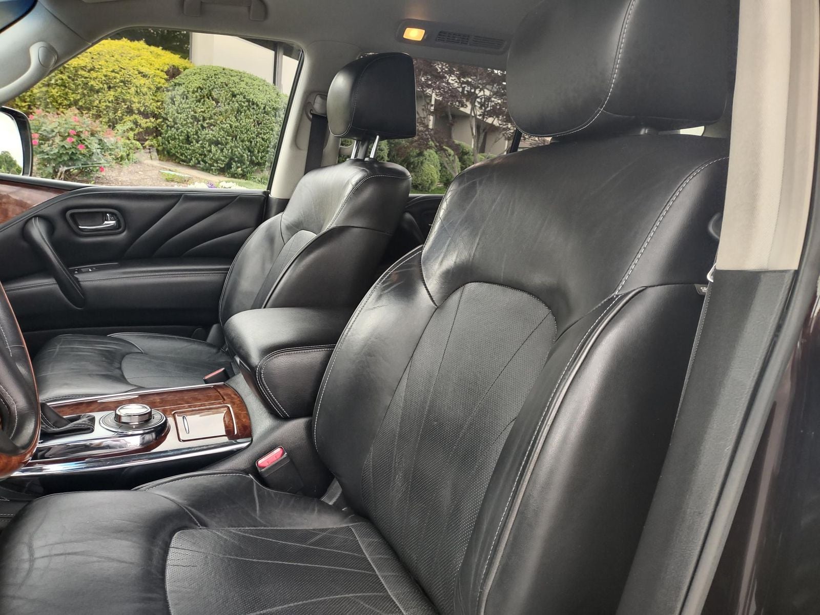 2016 INFINITI QX80 Base