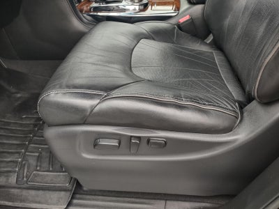 2016 INFINITI QX80 Base
