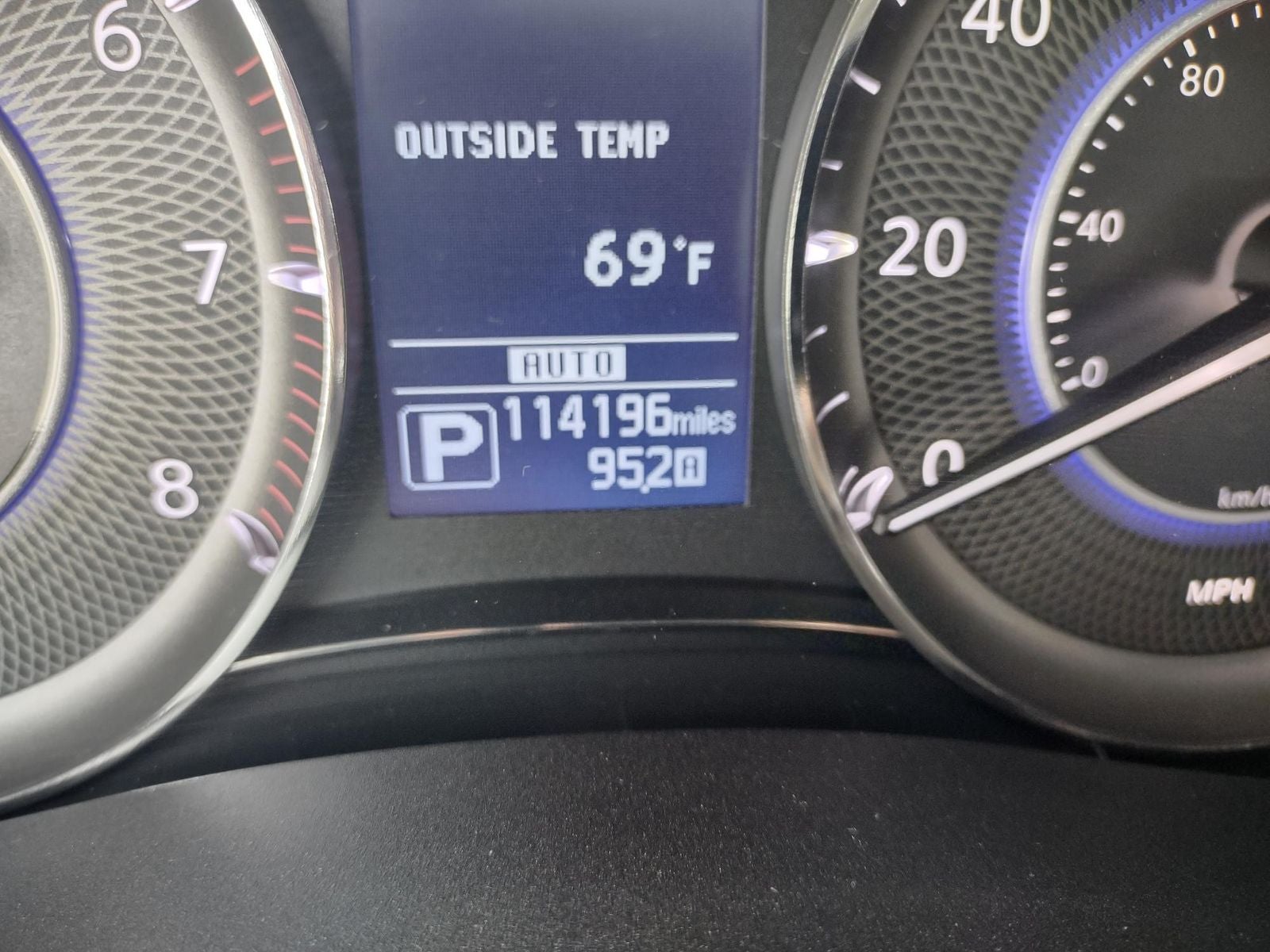 2016 INFINITI QX80 Base