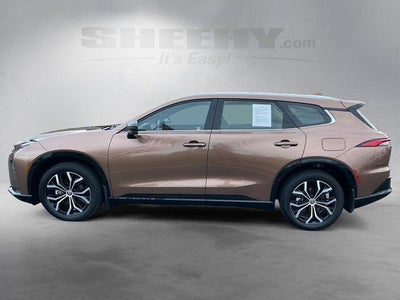 2025 Toyota Crown Signia XLE
