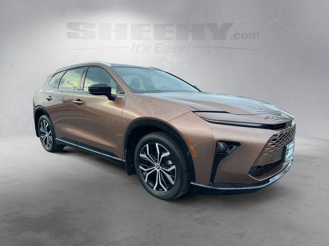 2025 Toyota Crown Signia XLE