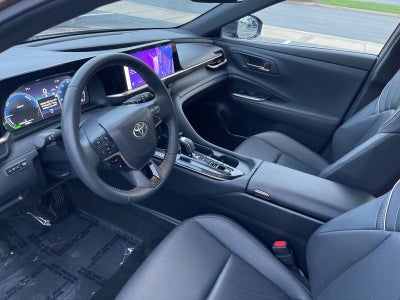 2025 Toyota Crown Signia XLE
