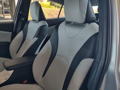 2016 Toyota Prius Four