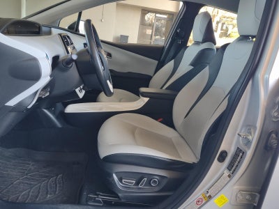 2016 Toyota Prius Four