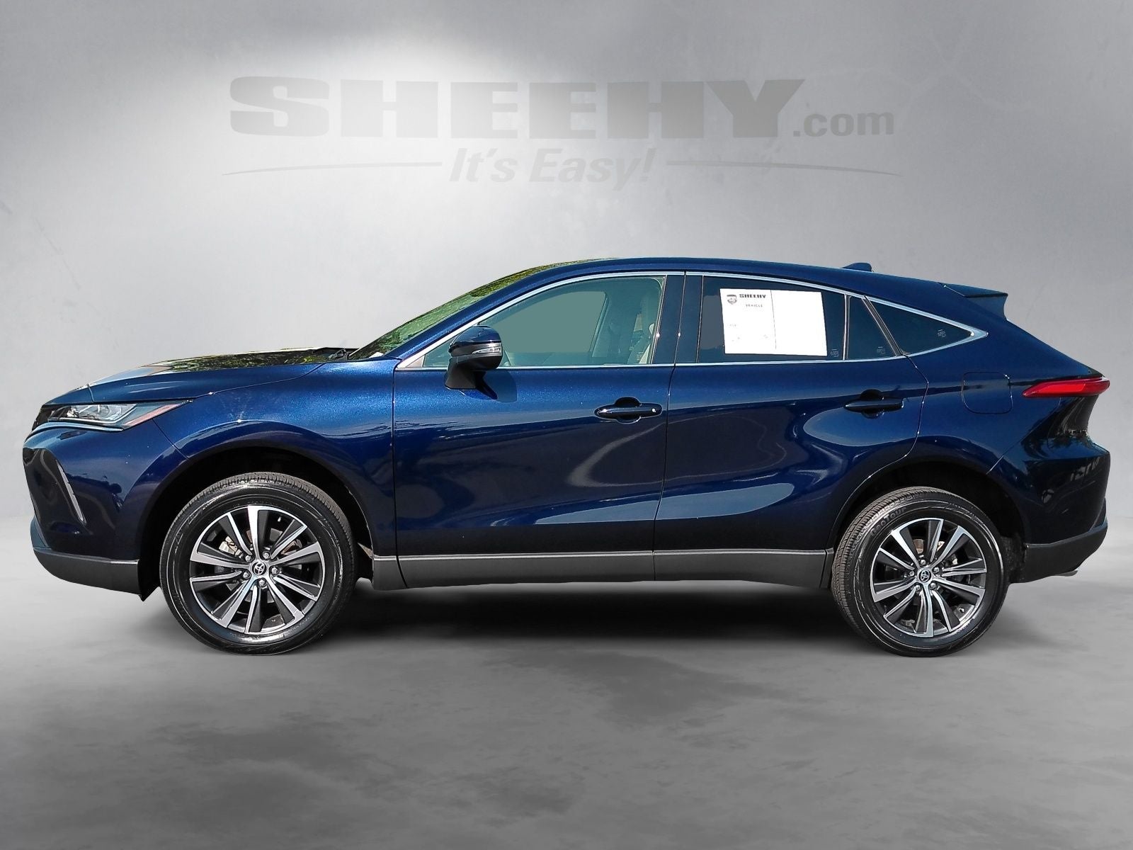 2022 Toyota Venza LE