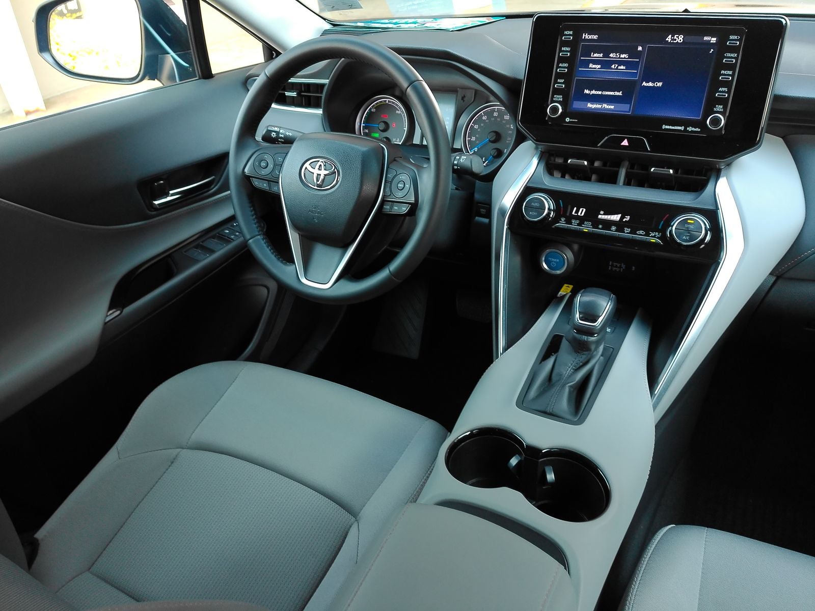 2022 Toyota Venza LE
