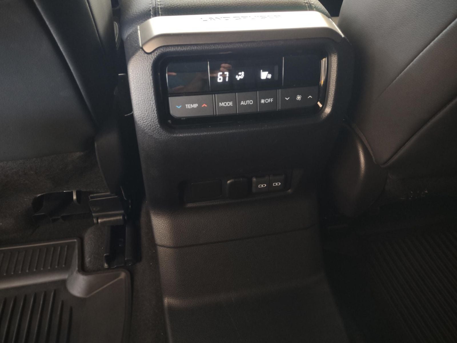 2024 Toyota Land Cruiser Base