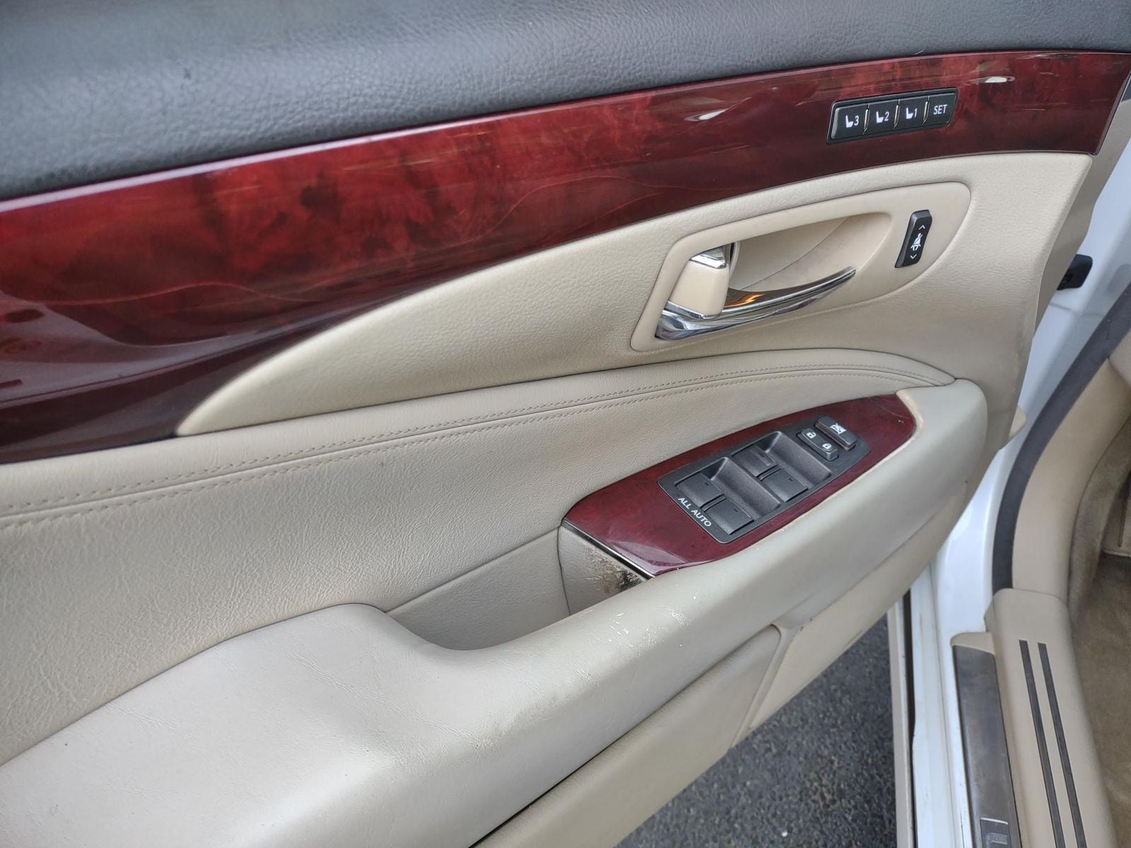 2007 Lexus LS 460
