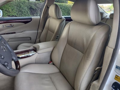 2007 Lexus LS 460