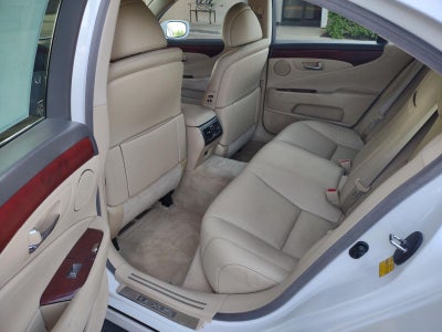 2007 Lexus LS 460