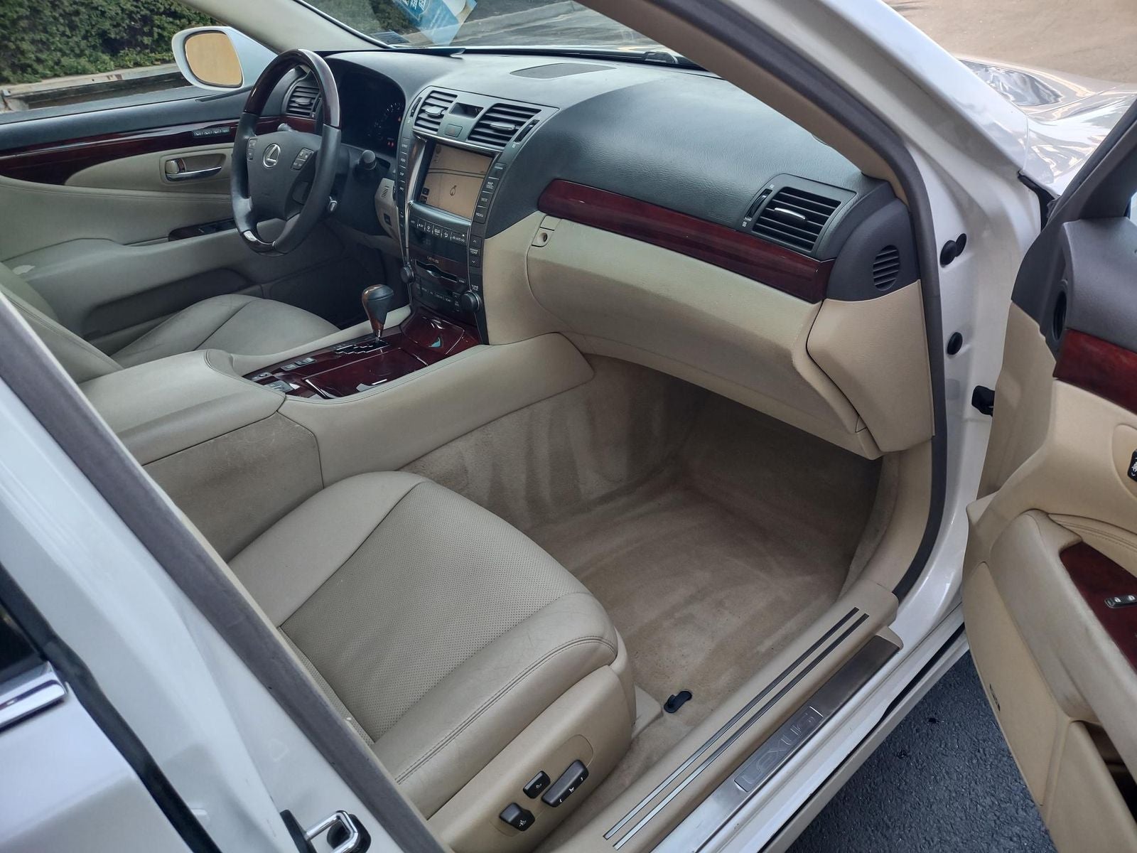 2007 Lexus LS 460