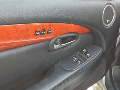 2005 Lexus SC 430