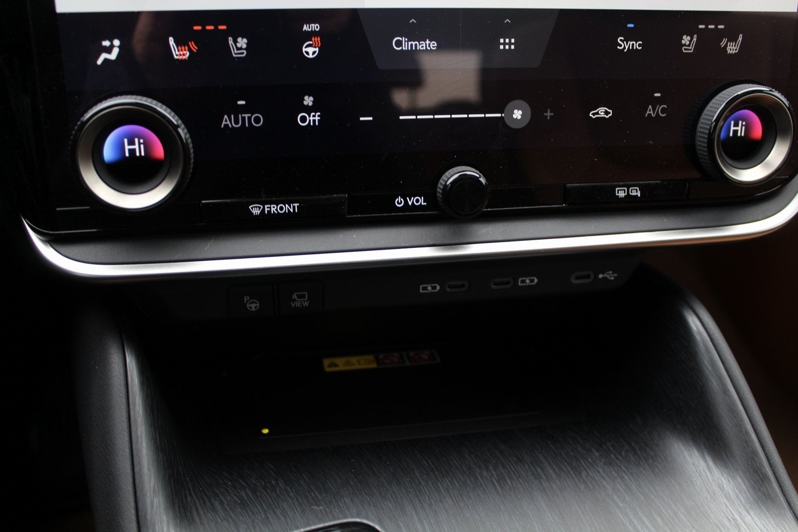 2023 Lexus RZ 450e Luxury