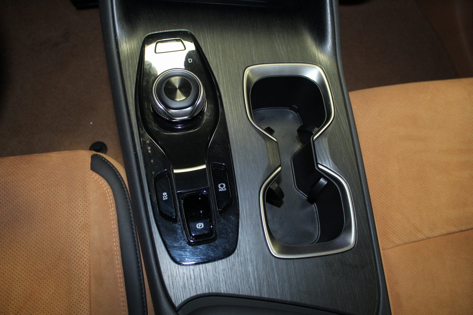 2023 Lexus RZ 450e Luxury