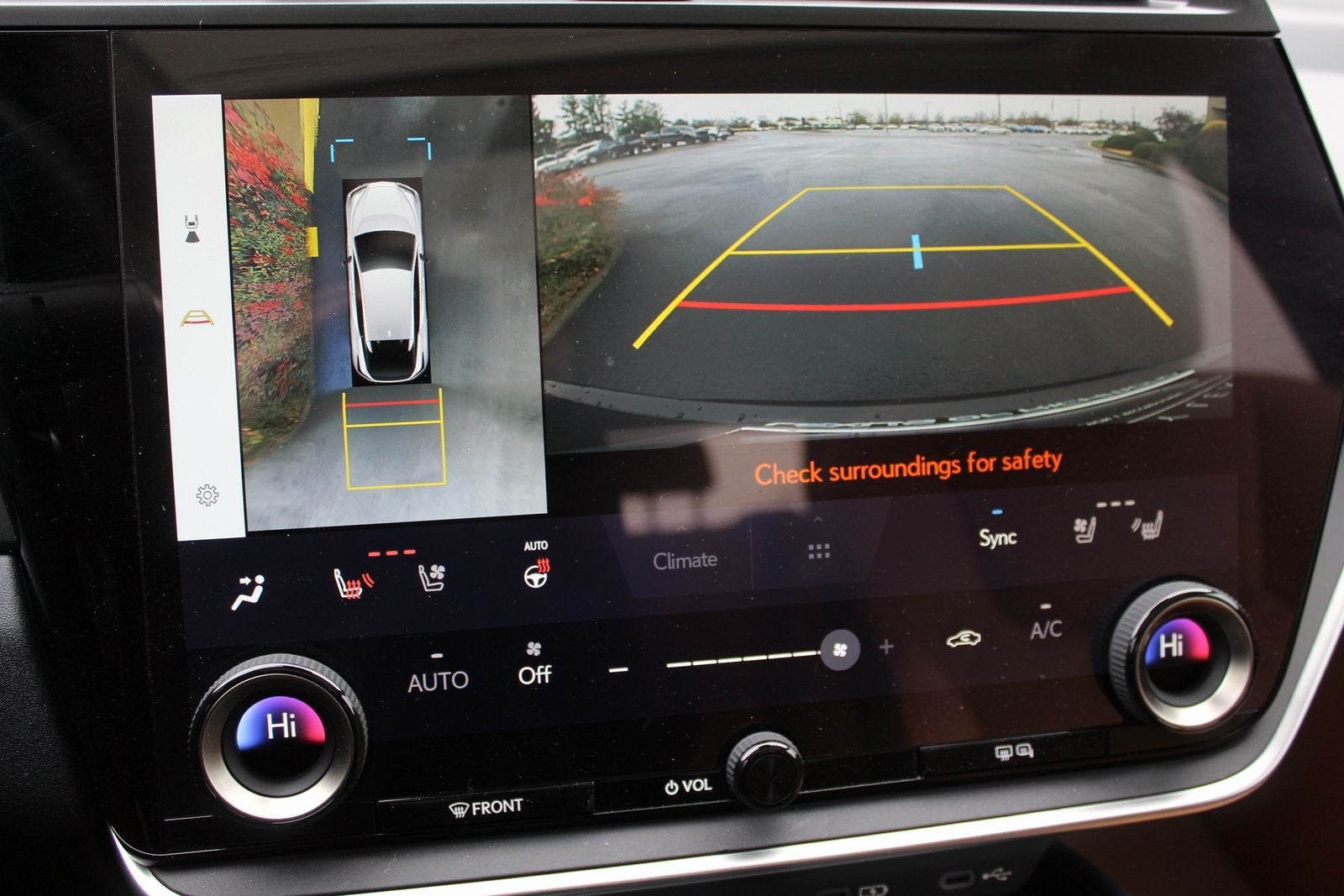 2023 Lexus RZ 450e Luxury