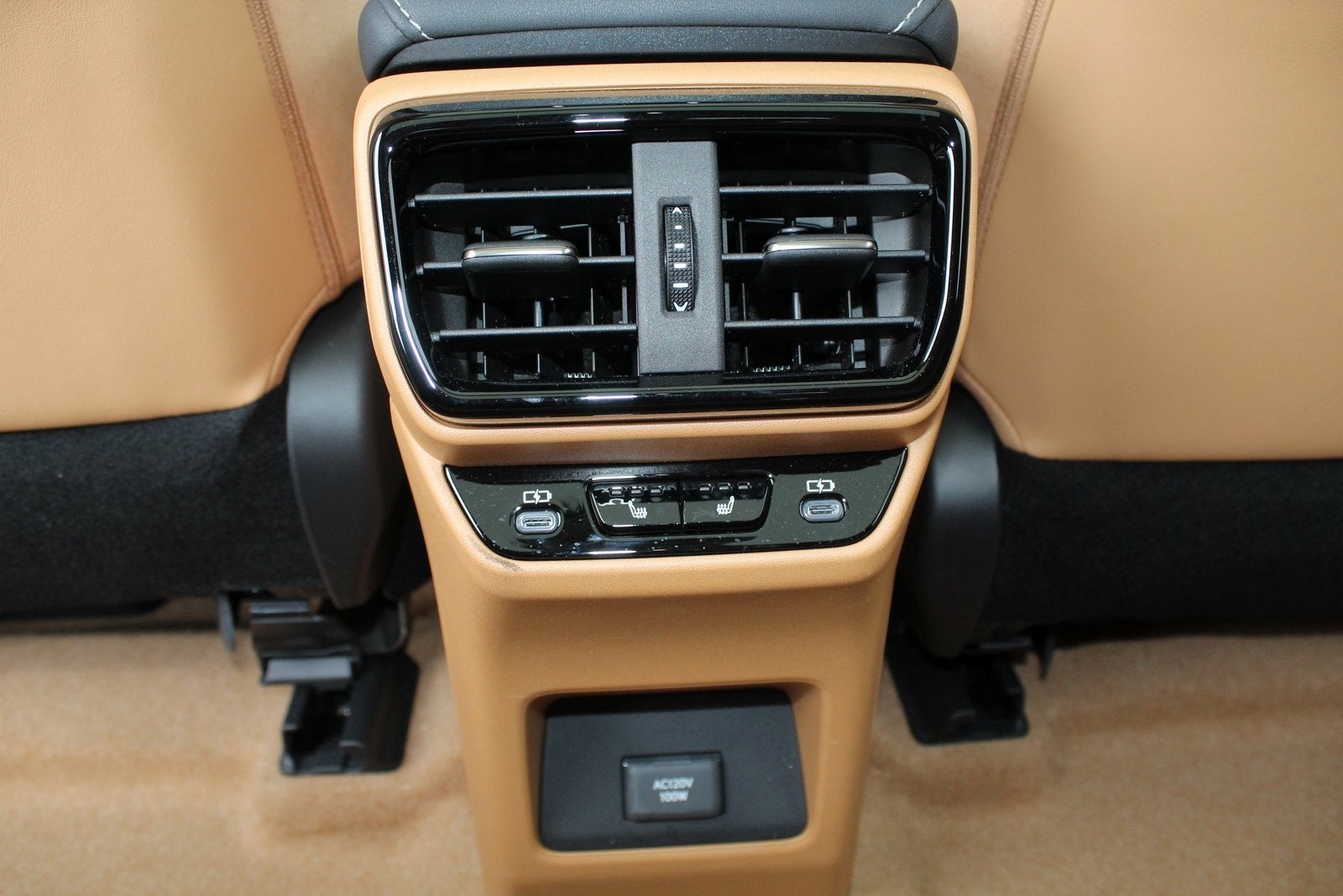 2023 Lexus RZ 450e Luxury