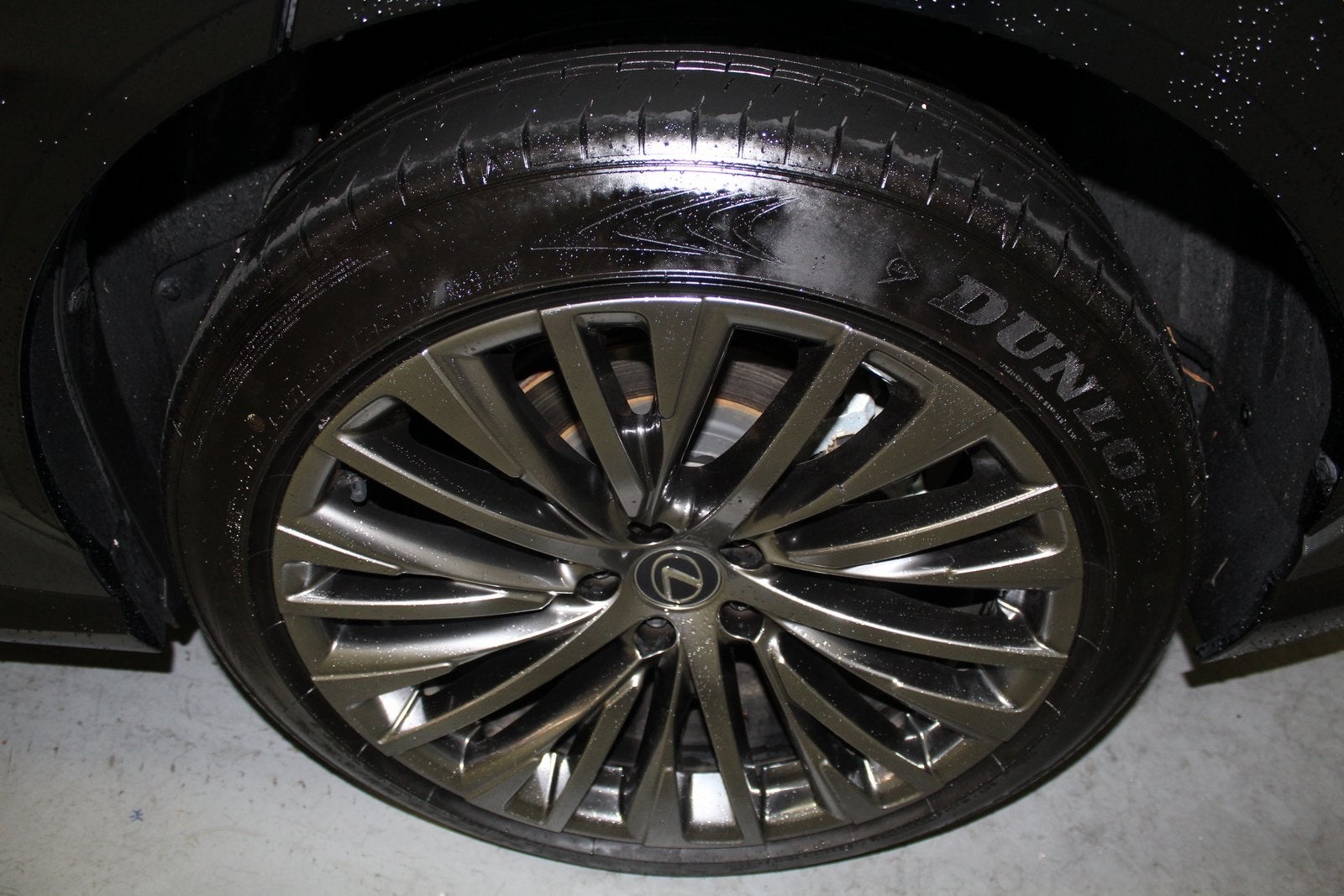 2023 Lexus RZ 450e Luxury