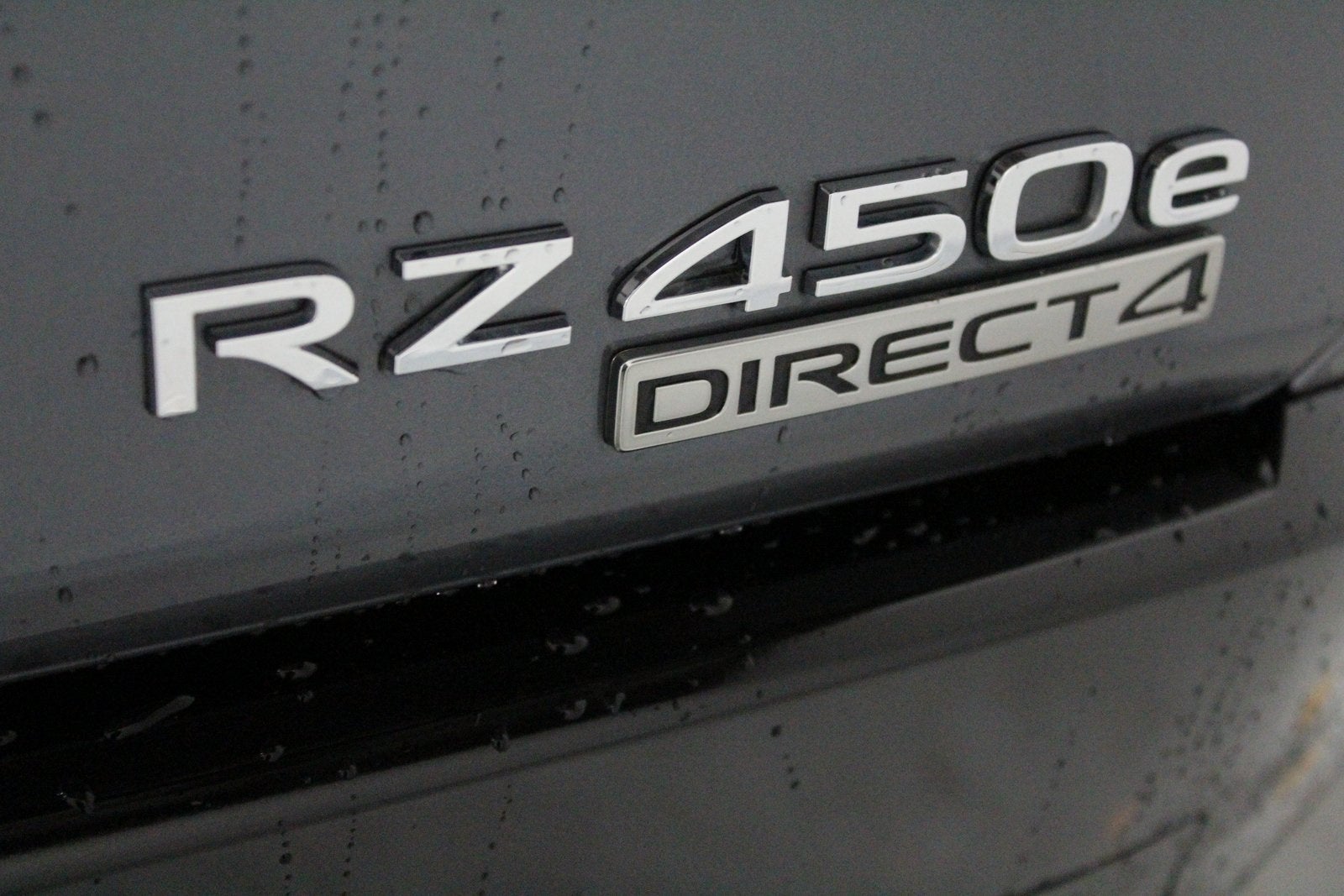 2023 Lexus RZ 450e Luxury