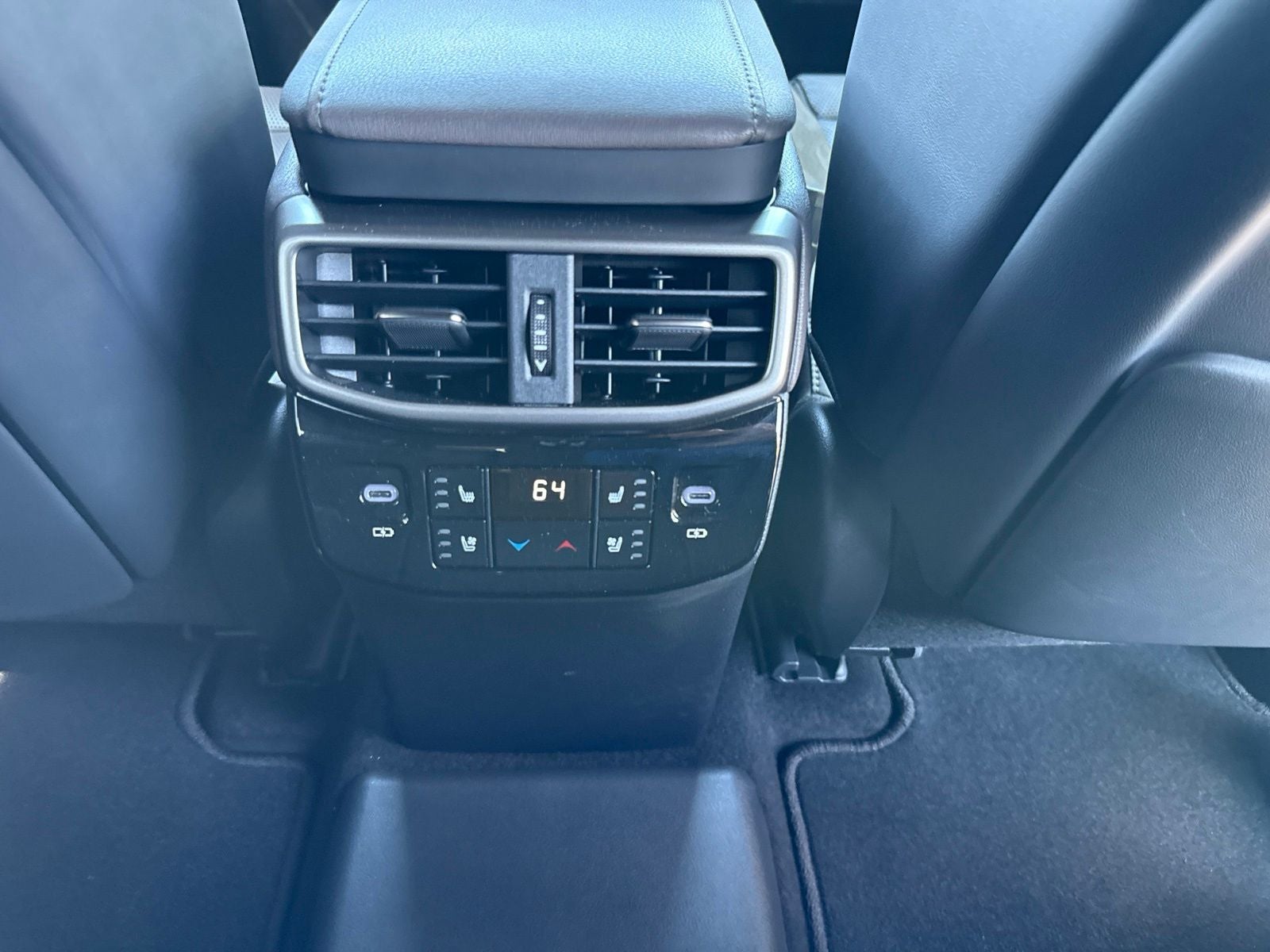 2025 Lexus RX 450h+ Luxury