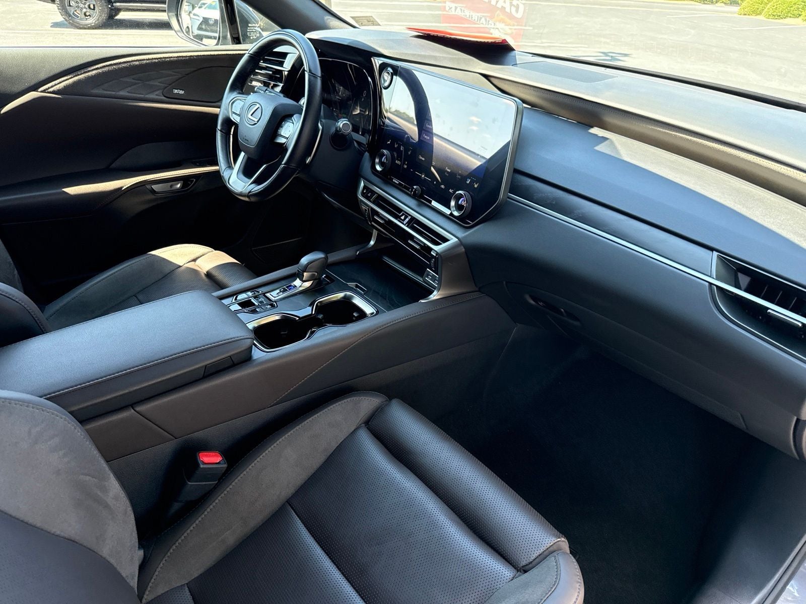 2025 Lexus RX 450h+ Luxury